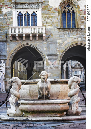 Beautiful old fountain in the center of Bergamo  35164893