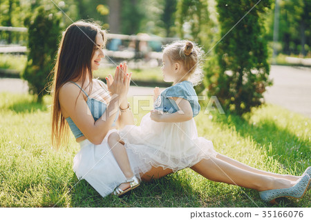 Mother with daughter 35166076