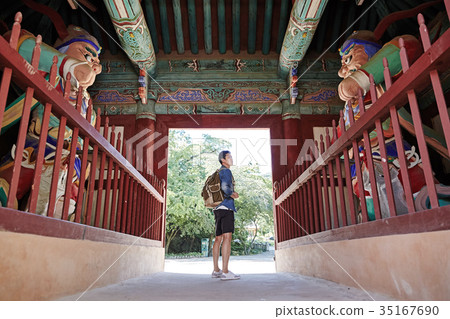 Young man, Maggosa, Ta hwasan, Gongju, Chungnam Young man, Maggosa, Ta hwasan, Gongju, Chungnam 35167690