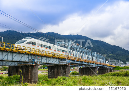 Odakyu Express Express Romance Car 50000 VSE 35167950