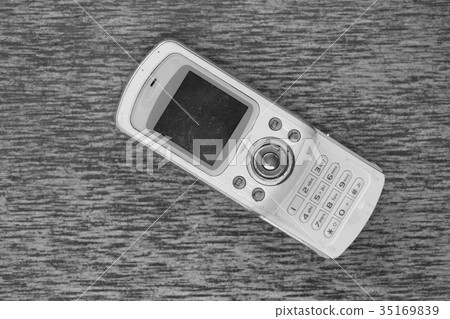 vintage mobile phone 35169839
