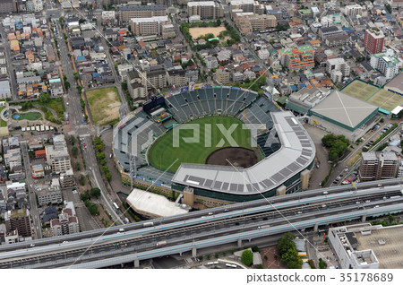 阪神甲子園體育場鳥瞰圖 阪神甲子園體育場鳥瞰圖 35178689