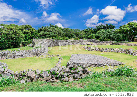 [Okinawa] Nakijin castle ruins 35183928