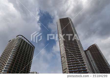 Tower Mansion Tower Mansion 35184299