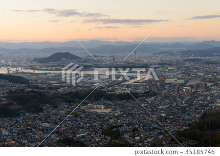 Scenery from Atago Shrine in the sunset of Hiroshima 35185746