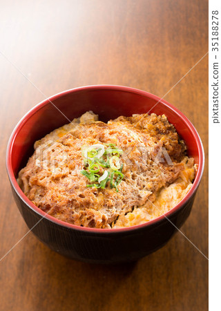 大米麵包豬肉 大米麵包豬肉 35188278