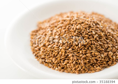 Low store mani 35188394