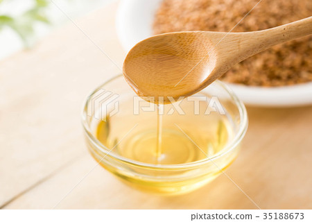 Linseed oil 35188673