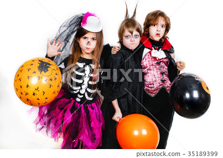 Happy brothers and two sisters on Halloween party Happy brothers and two sisters on Halloween party 35189399