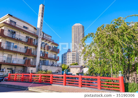 從Kashiwajima橋的島嶼的視圖 從Kashiwajima橋的島嶼的視圖 35190306