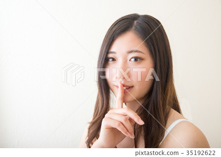 young asian girl with quiet pose 35192622