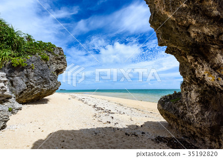 The sea of Okinawa The sea of Okinawa 35192820