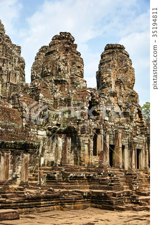 Bayon, Angkor Thom, Siem Reap, Cambodia 35194811