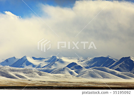 mountains. snow peaks near the lake landscape mountains. snow peaks near the lake landscape 35195092