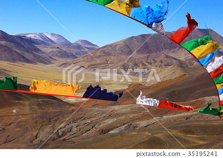 mountain landscape of the cliff in the Himalayas 35195241