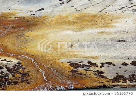 mountains in tibet china landscape 35195770