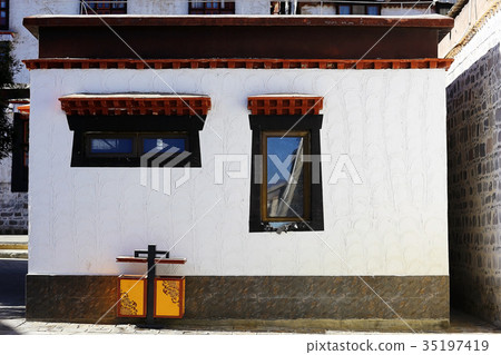 stupa in the ancient Tibetan monastery stupa in the ancient Tibetan monastery 35197419