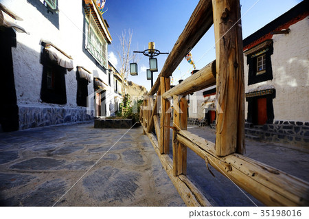 city view in Tibet china 35198016
