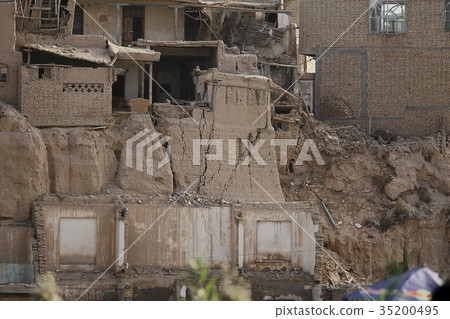 city view in Tibet china 35200495