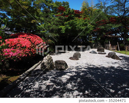 Gardens of Nagoya City and Ryusenji Temple 35204471