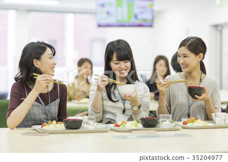 Business woman 35204977