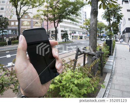 使用智能手機（正品和POV表達） 35205123