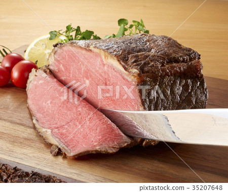 Roast beef mass 35207648