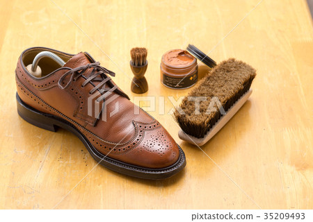 Shoe Care Shoe Shine Image 35209493