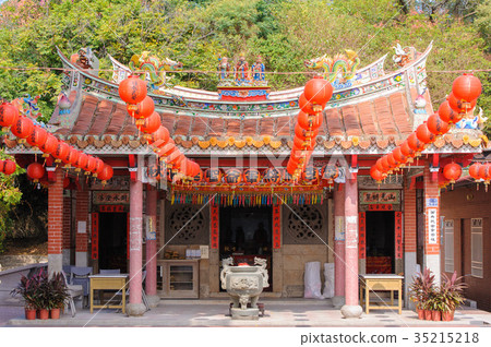 traditional chinese temple with red lantern in Kin 35215218
