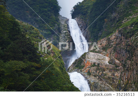 [日本100個選定的瀑布] 35216513