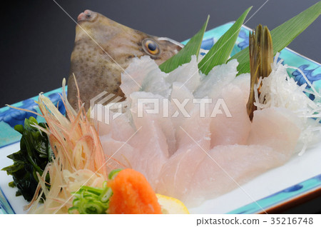 Kawahagi生魚片現場施工 照片素材 圖片 圖庫
