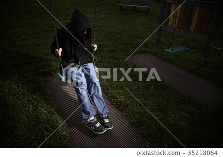 孩子們掉下來 孩子們掉下來 35218064