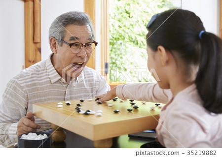 Grandfather, granddaughter Grandfather, granddaughter 35219882