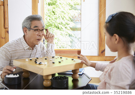 Grandfather, granddaughter Grandfather, granddaughter 35219886