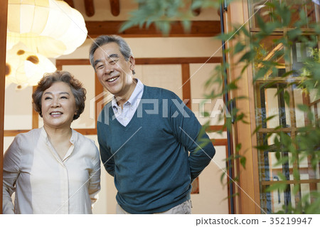 祖父，祖母，老夫妻 35219947