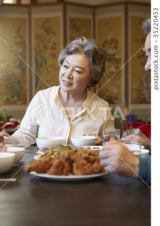 祖父，祖母，老夫妻 35220453