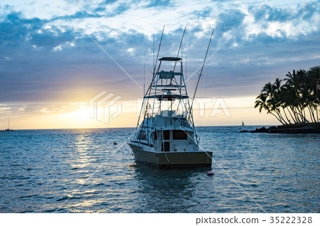 sunset, sunsets, ocean 35222328