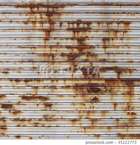 Rusted shutter 35222773