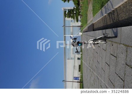 水晶景觀和自行車(Kaisai Rinkai Park) 水晶景觀和自行車(Kaisai Rinkai Park) 35224886