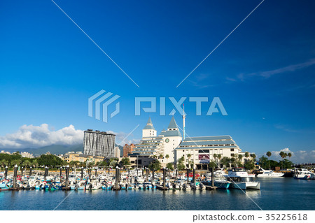 Fisherman's Wharf scenery 35225618