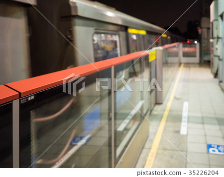 Taipei MRT Taipei MRT 35226204