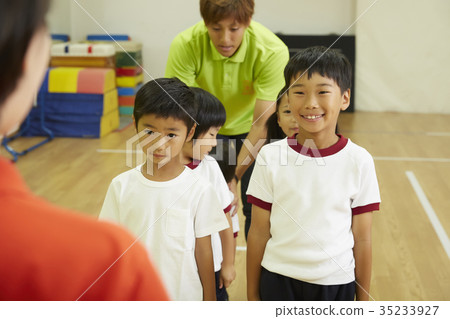 Gymnastics class instruction Gymnastics class instruction 35233927