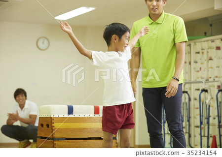體操課堂教學跳箱兒童 35234154