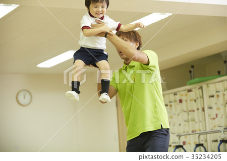 體操課堂教學跳箱兒童 35234205