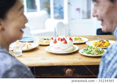 老夫婦的慶祝活動 35234365