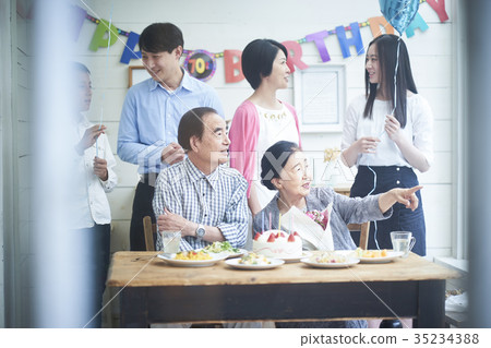Three generations family celebration 35234388