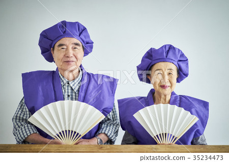 Old couple's celebration Old couple's celebration 35234473