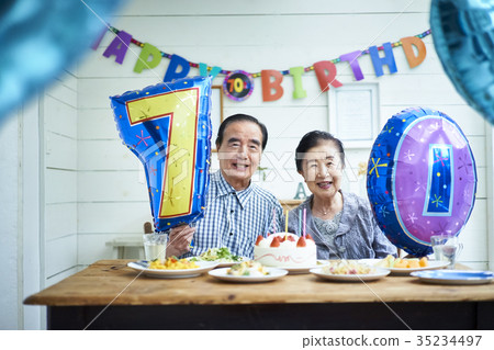 老夫婦的慶祝活動 35234497