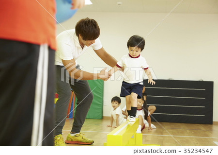 Gymnastics classroom average balance child Gymnastics classroom average balance child 35234547