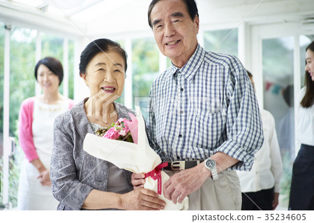 Old couple's celebration Old couple's celebration 35234605